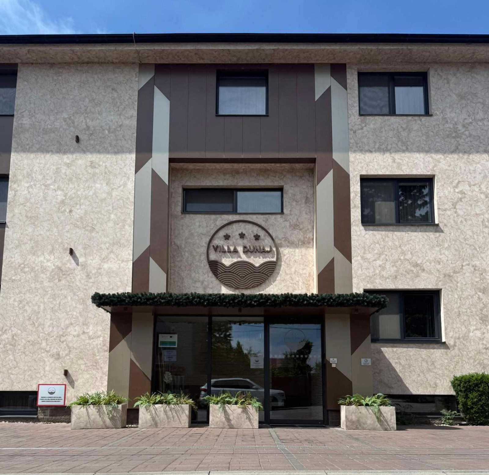 Villa Dunaj Dunajská Streda Exterior foto